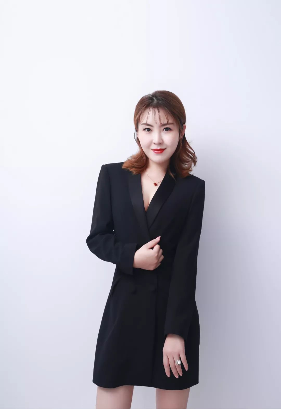 优家荟黑金卡专访刘芳仅有一次的人生就要酣畅淋漓的活