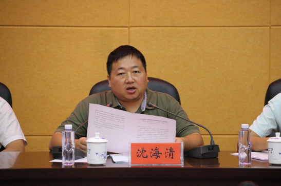 上,刘世文局长就全县教体系统青少年毒品预防教育工作做出了具体部署