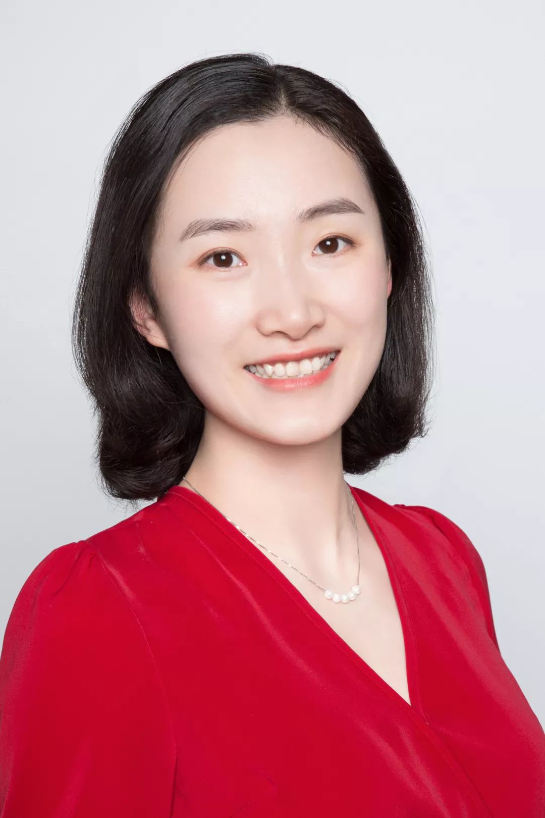 访方璐老师大学是人生的一个重要平台,在这里不只是要学习知识,还要