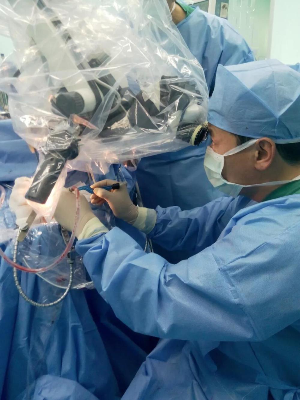 【名医专家】精心妙手 重现智慧人生 神经外二科主任 吴卫东