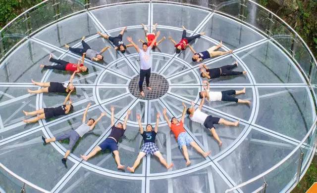 清远漂流~地下河溶洞,湟川三峡,瑶族表演  动车三天