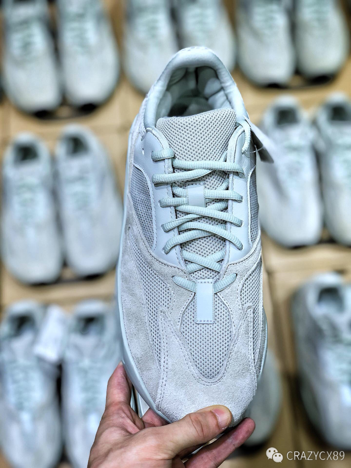 阿迪达斯盐雾老爹鞋adidasyeezy700boostrunnersalt椰子海盐