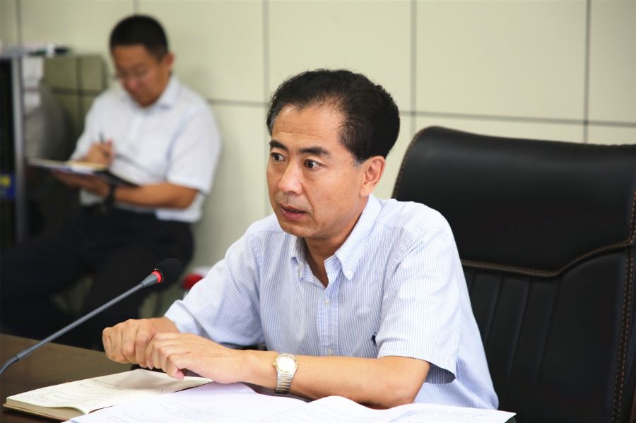 乌兰浩特市召开第十八次市委常委会