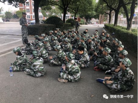 少年负壮气奋烈自有时正阳四季创新班初一新生军训记