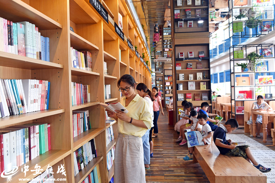 合肥首家"刷脸"书店正式上线运营