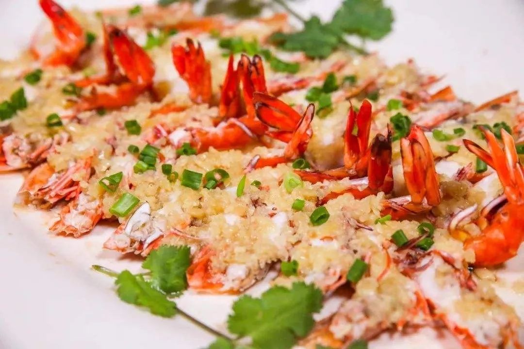 香煎马鲛鱼香煎黄花鱼香辣基围虾清蒸扇贝姜葱炒花甲蒸泥丁还有这些