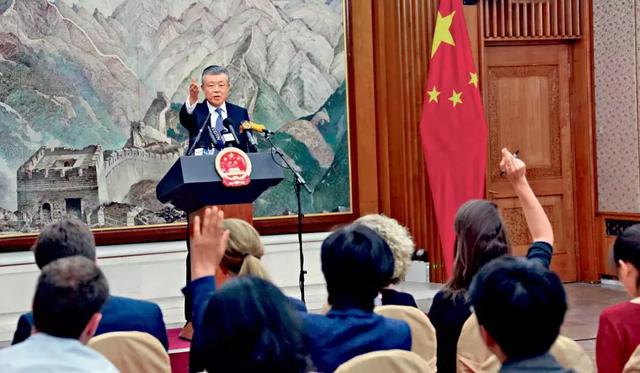 中国外交官在全球发声让世界看清香港问题的本质和真相