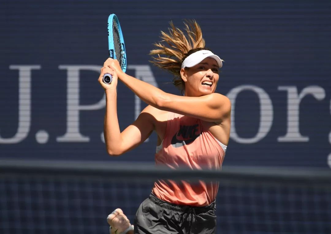 另一方面,32岁的莎拉波娃还在努力地寻找昔日的状态.