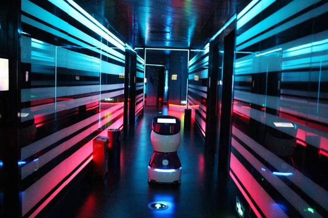 绵阳这家有机器人的全智能无人ktv开业啦免费嗨场约起来