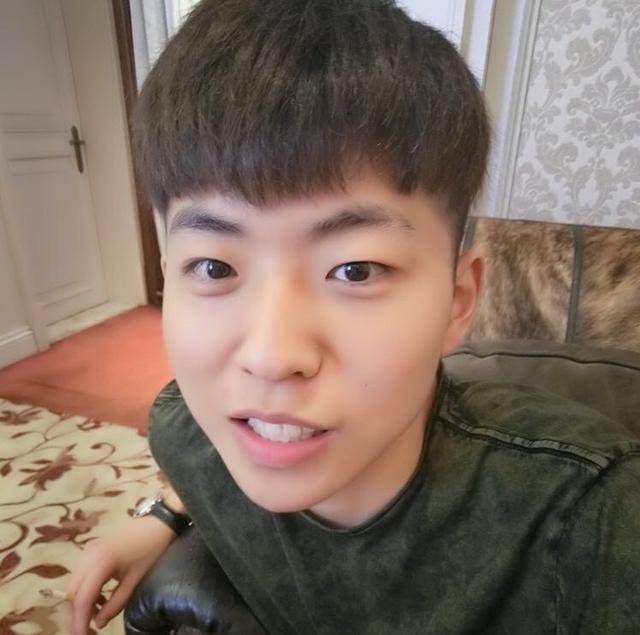 户外主播怀念转战虎牙带王校长参观办公室