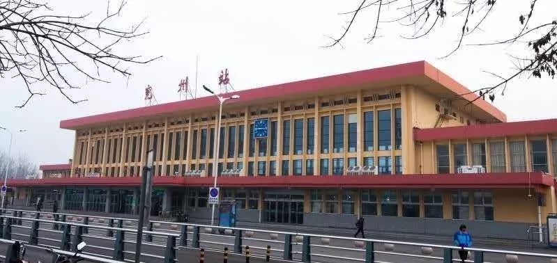 05汽车:曲阜汽车站公交车:乘坐k01/15路/28路/22路/26路/17路/39路都