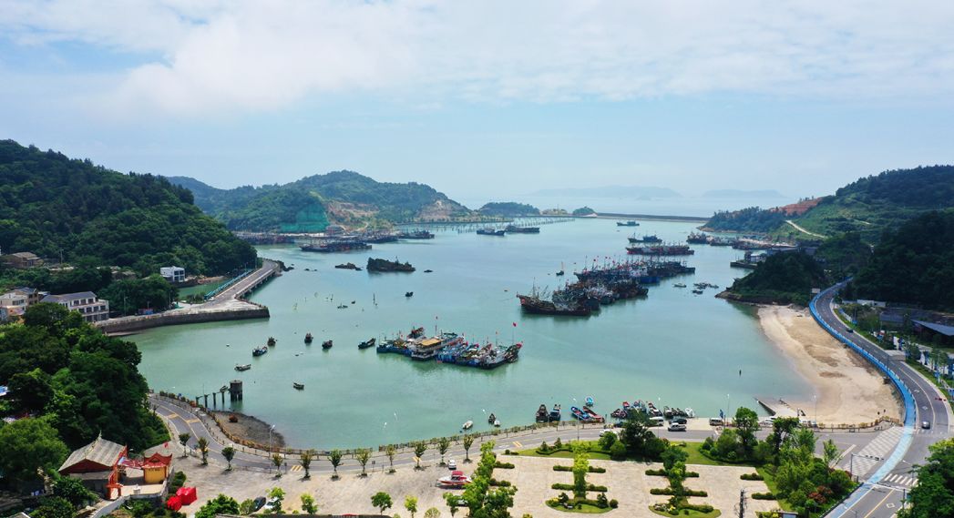 预计到明年年底,总面积达10万平方米的东沙湾文旅休闲区将竣工.