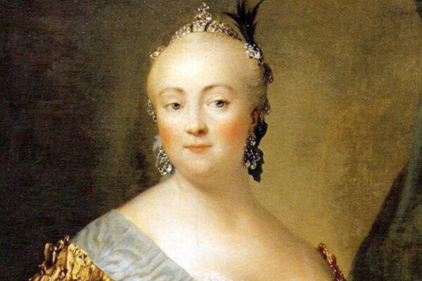 暗无天日的牢狱生活,伊凡六世孤独地过了二十多年,期间伊丽莎白一世