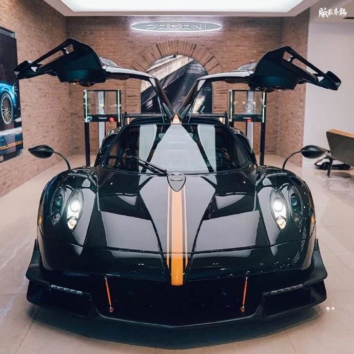 帕加尼huayrabc细节之美