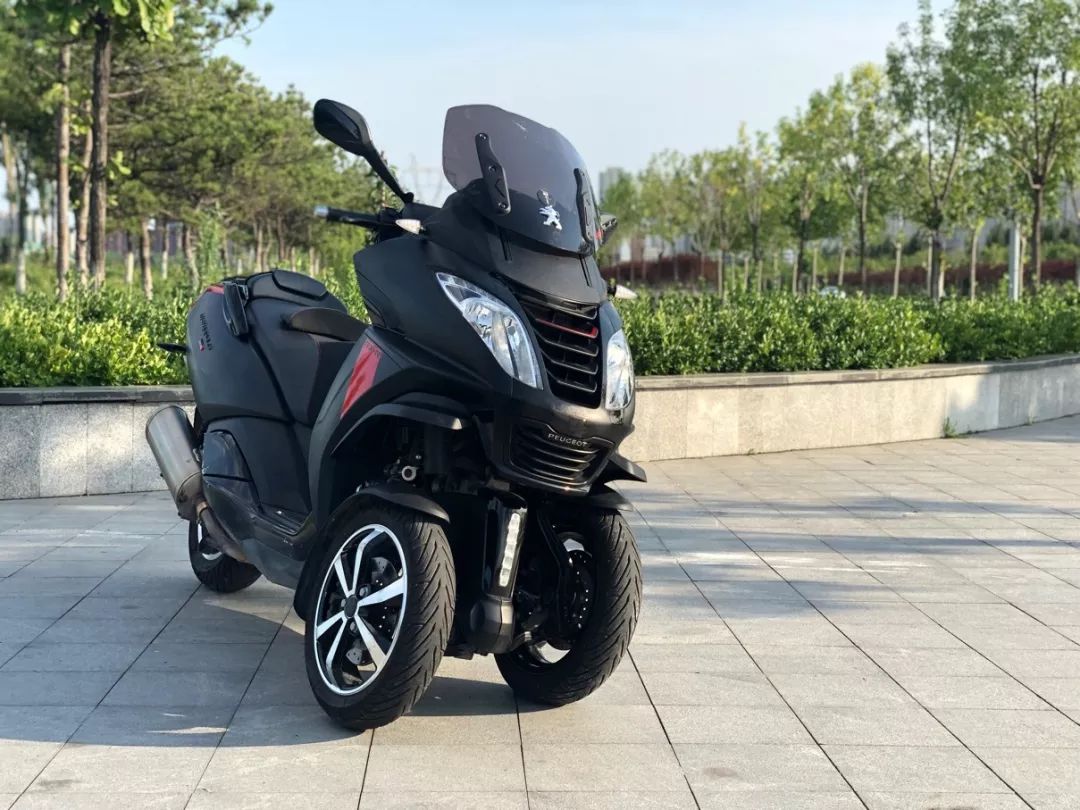 927车行 标致摩托 metropolis 400 试驾圆满举行 接受预定