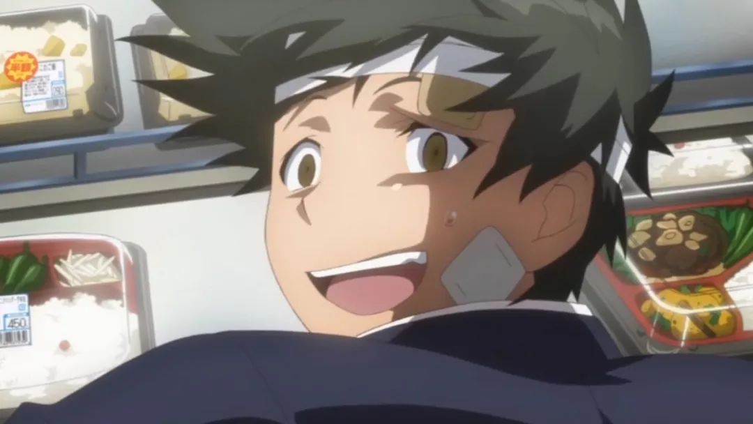 男主为了一份半价便当结果被一个黑丝美女踢成了失忆