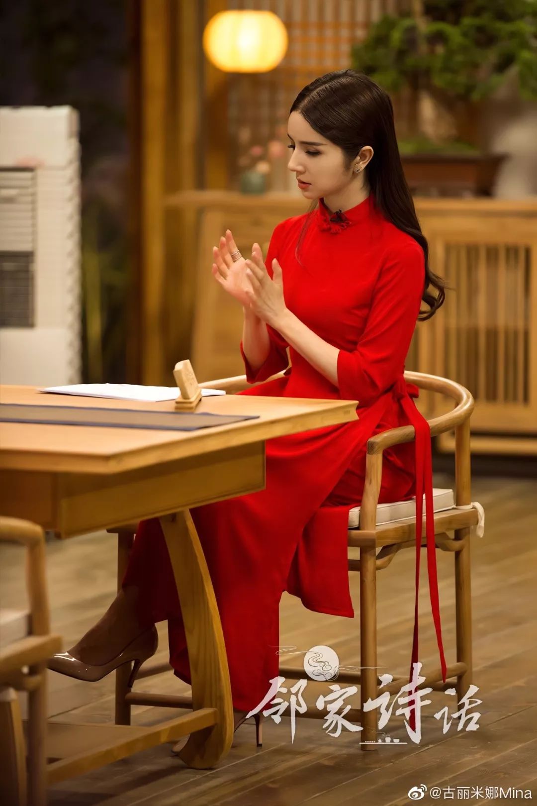 古丽米娜老师演绎泛海一袭红裙仙女本仙