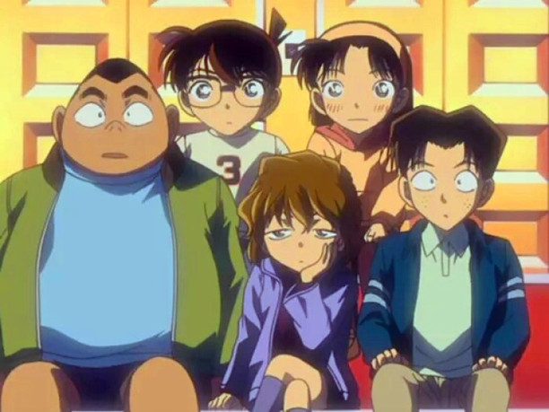 名侦探柯南青山老师还有这天赋少年侦探团服装秀