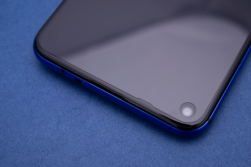 荣耀20幻影蓝开箱光影幻变定格奇幻之美