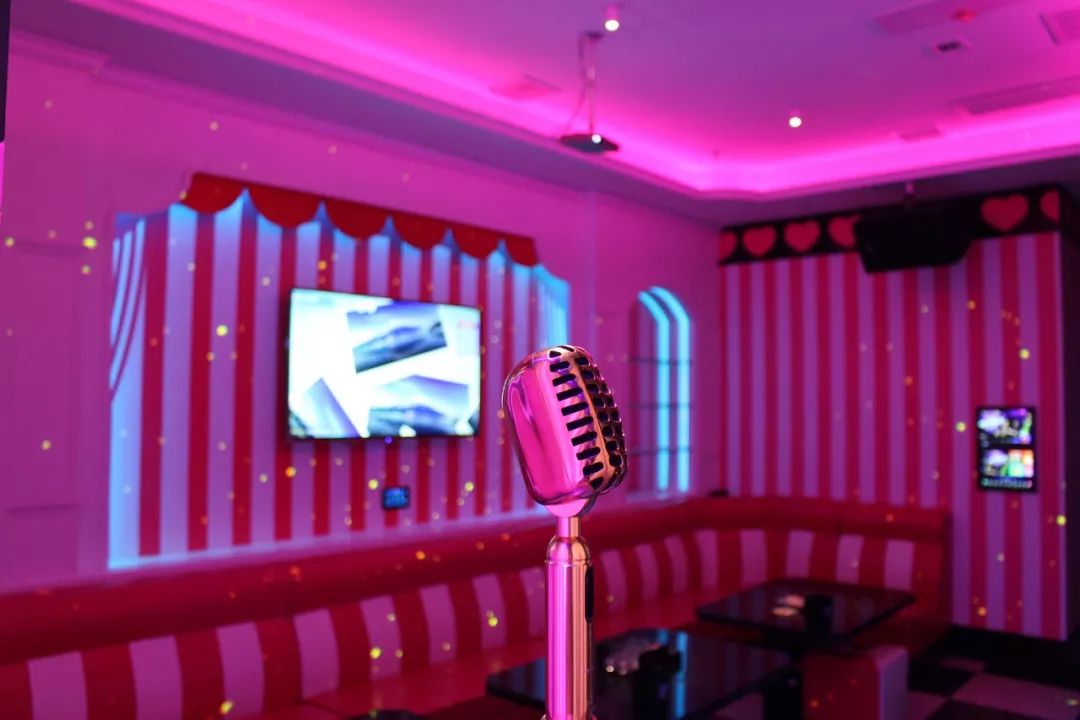 绵阳这家有机器人的全智能无人ktv开业啦免费嗨场约起来