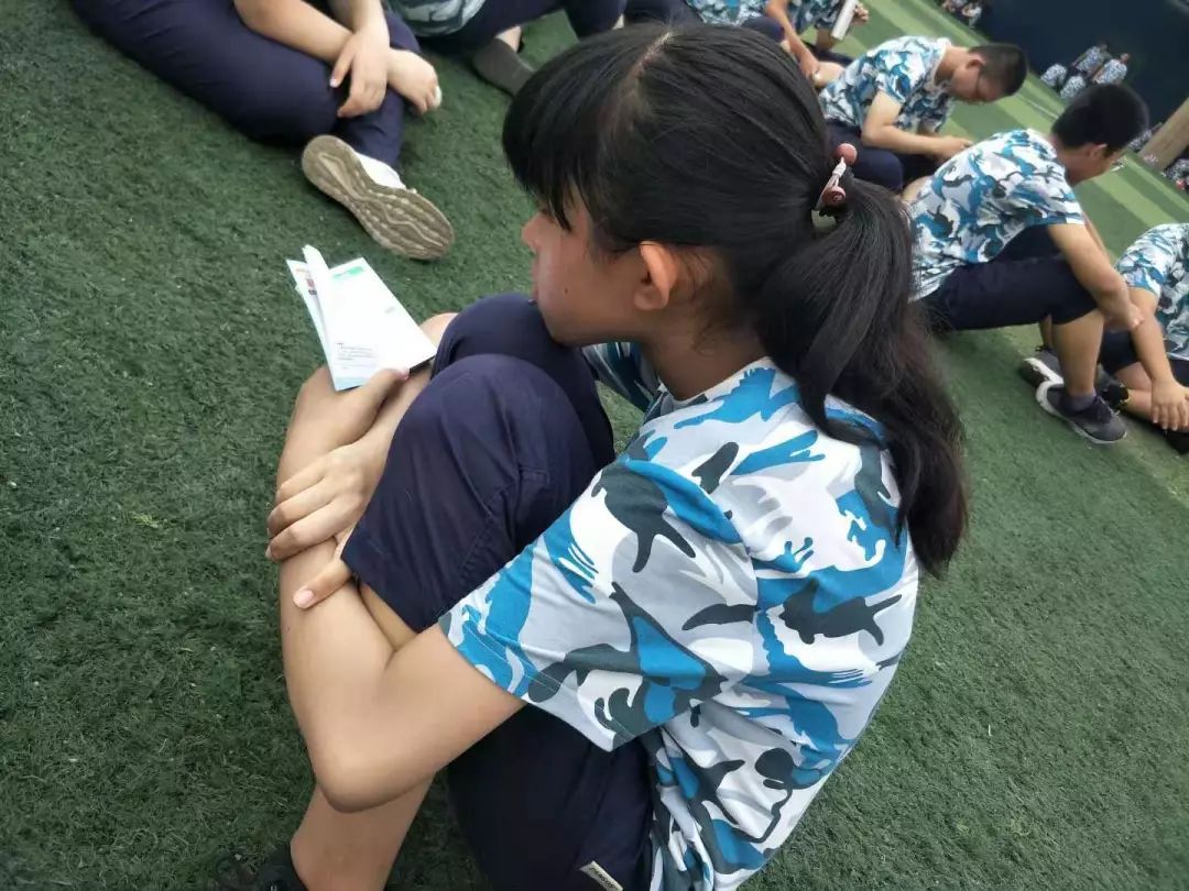 芳华初绽刹那永恒开滦一中2019级新生军训掠影