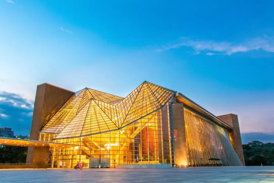 2008年,联合国教科文组织授予深圳"设计之都"称号,深圳成为全球第6个