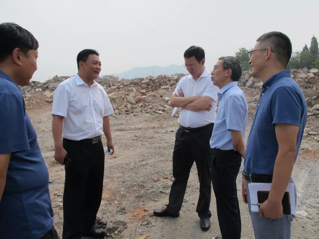 市应急管理局杨哲局长调研指导危险化学品停车场建设工作