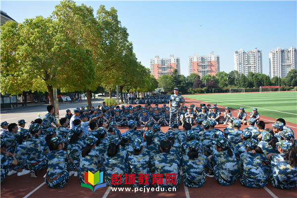 郑集中学城区校区2019级新生军训剪影