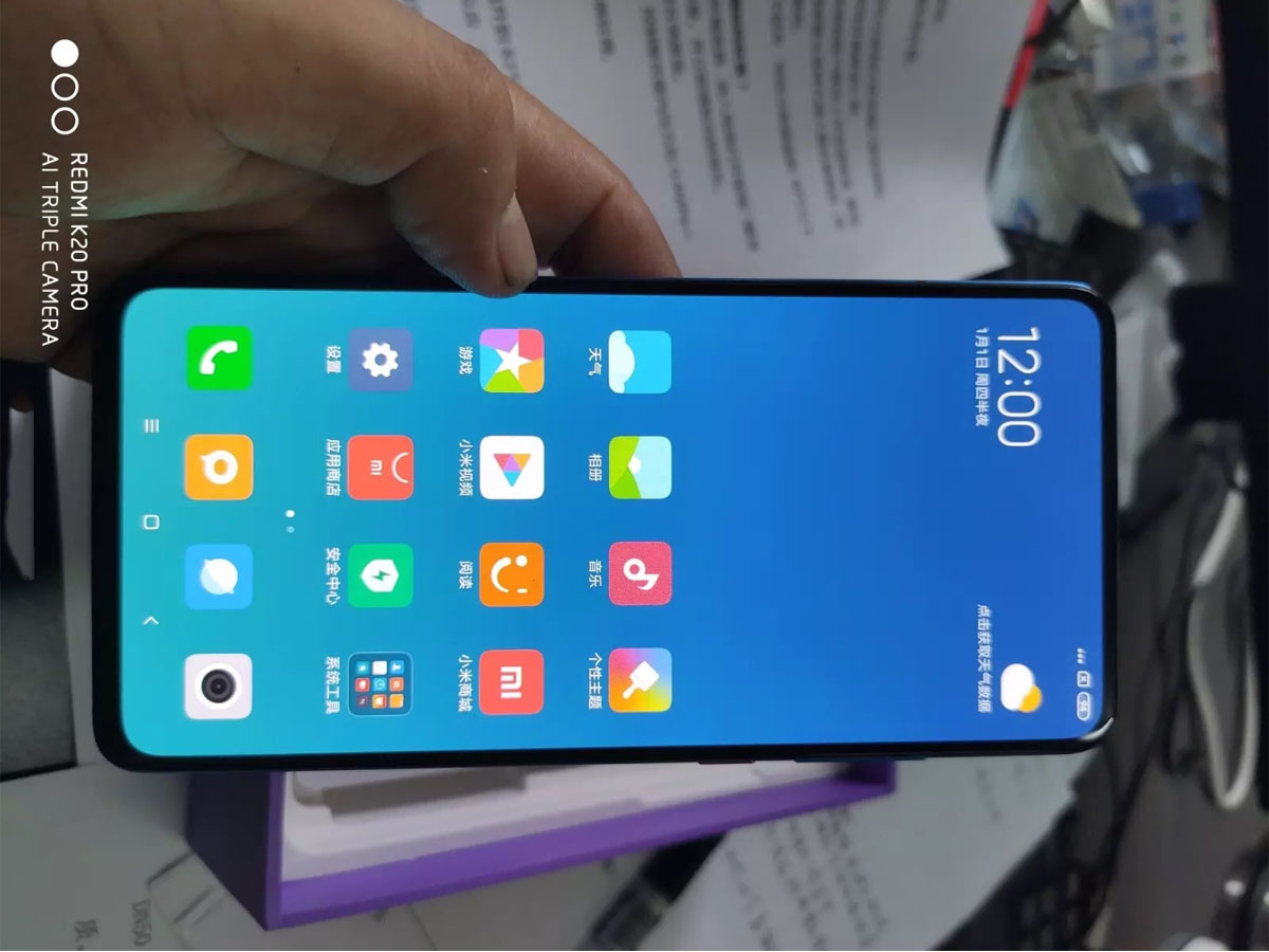 在9x系列发布后,这款v20就跌至2099元,比麒麟810的荣耀9xpro还便宜100