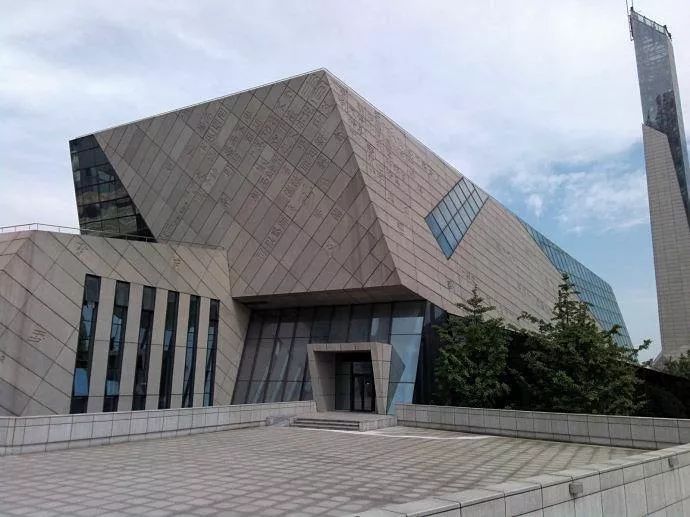 家乡的图书馆长沙市图书馆