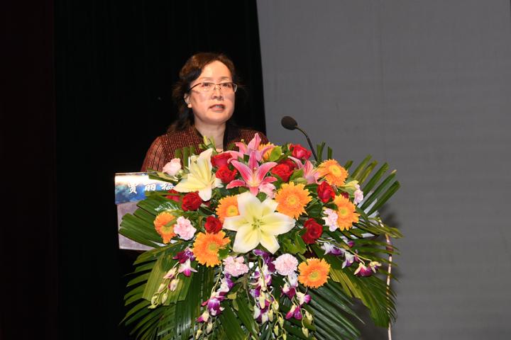 2019年黑龙江省皮肤性病学学术会议在哈医大二院召开_栗玉珍