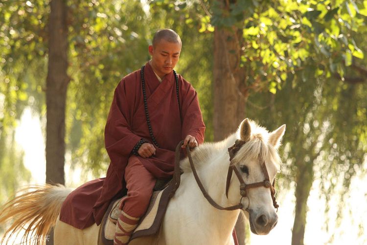 聂远新剧路透照曝光,看见聂远的现代造型之后,却瞬间幻灭