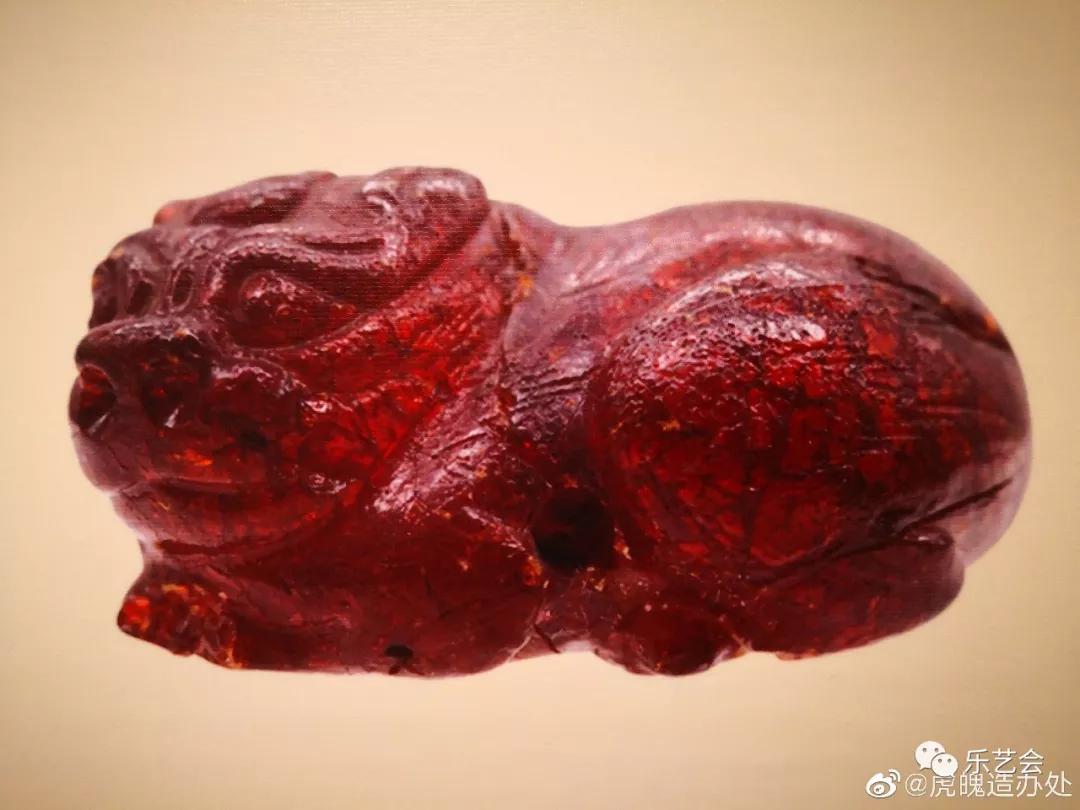 虎魄造办处浅谈两汉魏晋南北朝琥珀兽形饰