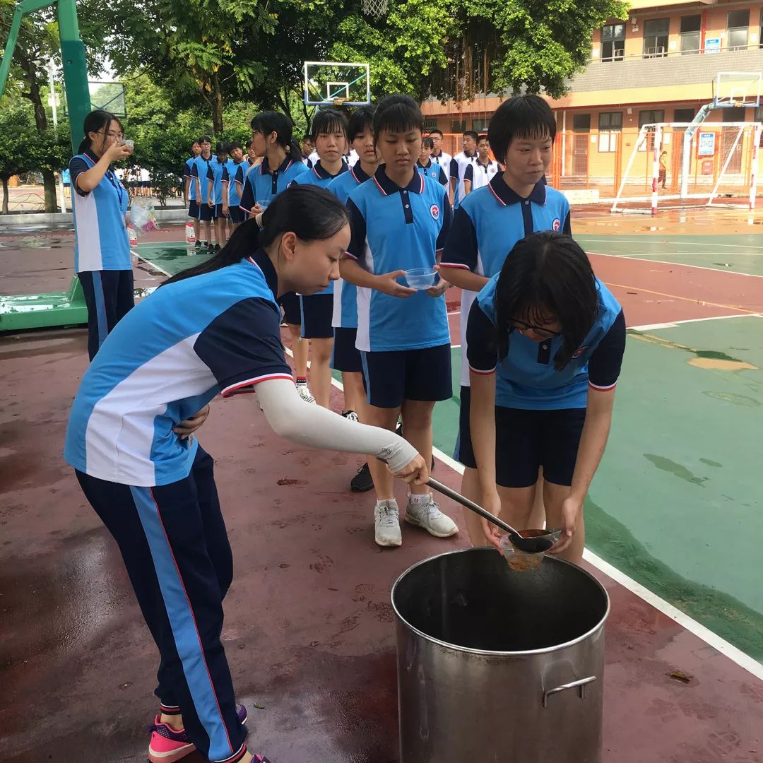 学军人之风采,强自身之素质——东涌中学2019级高一新生军训特辑