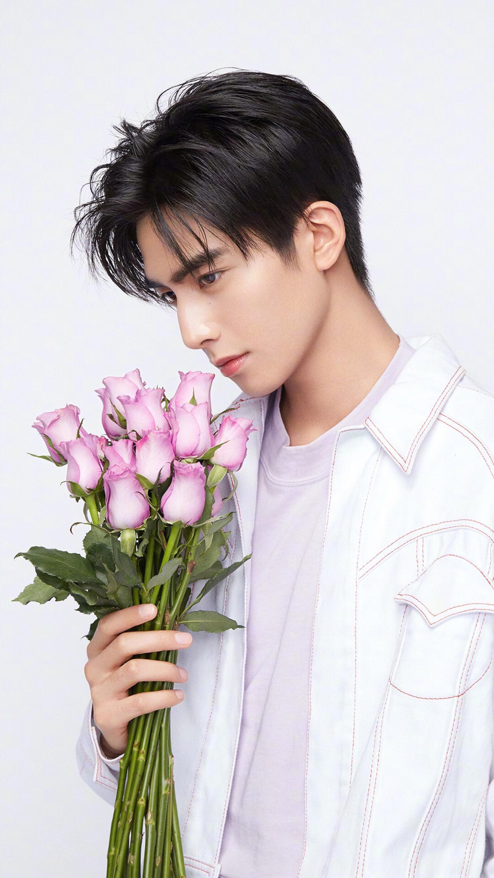 年龄不符的5位男星19岁的肖战22岁的李现连粉丝都懵了