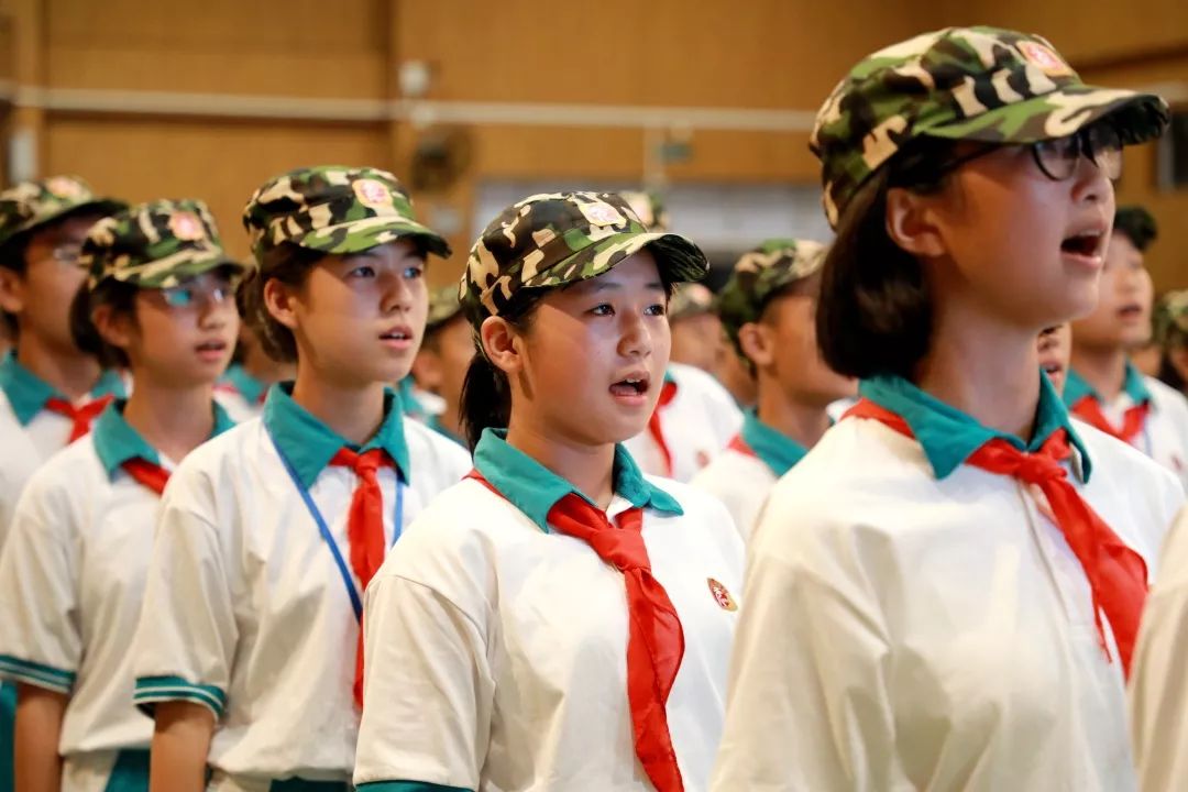 向阳向上二中苏元2019年风纪教育成果展示