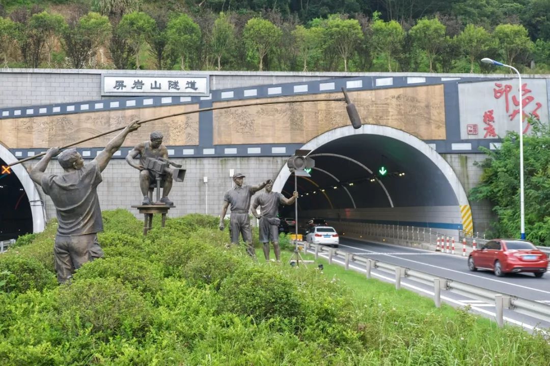 全域旅游发展进行时丨"交通 旅游",绘出全域旅游发展脉络_东阳