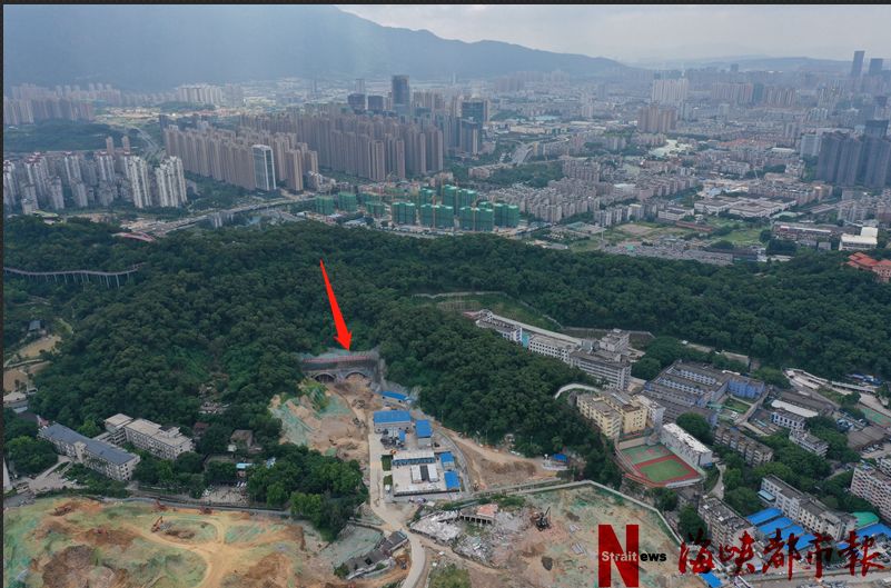 华林路金鸡山隧道图片