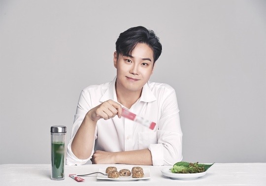 韩国男星疯狂甩肉64斤 油腻大叔变身花美男 胖子果然都是潜力股