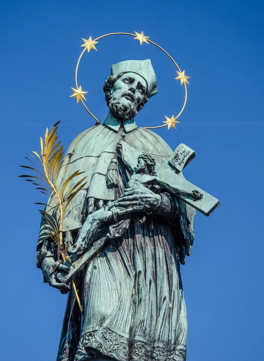 布拉格——浪漫深入骨髓的波希米亚古城_教堂