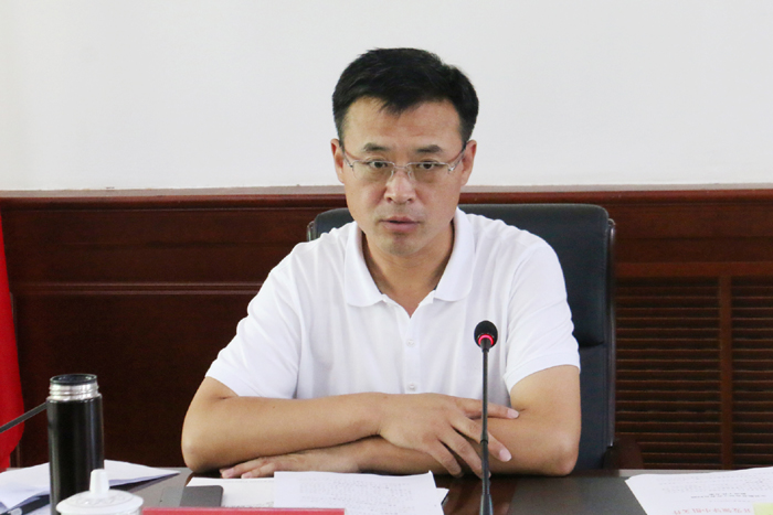 县委书记刘欣主持召开2019年第二十七次县委常委会议