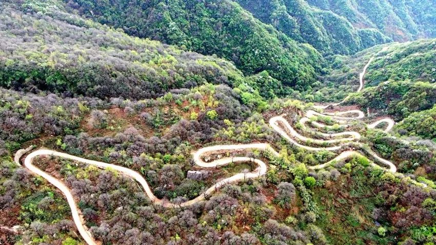 黄峪寺丨徒步穿越9月1日丨问鼎大美秦岭探秘西安的后花园