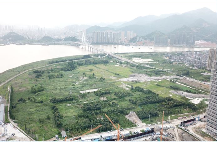 超高层350米三江现巨无霸温乡城项目起价31亿