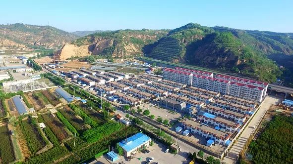 典型经验延长县黑家堡镇杨家湾村融入园区转型发展壮大村级集体经济