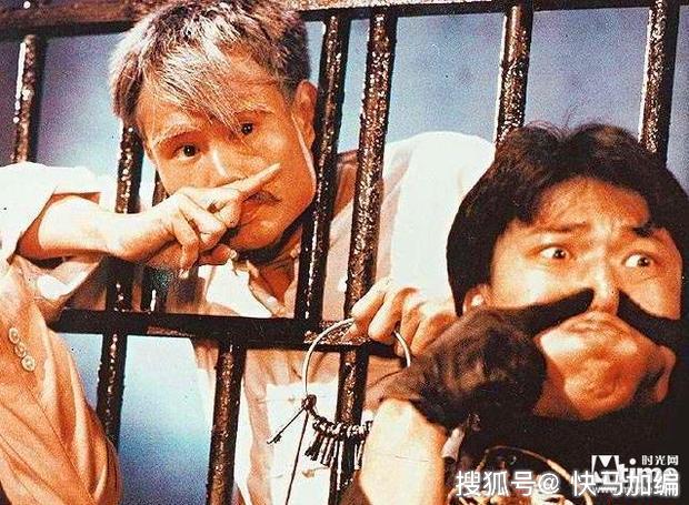 林正英从资深武术指导一跃成为港片新宠,随后他又主演了《僵尸家族》