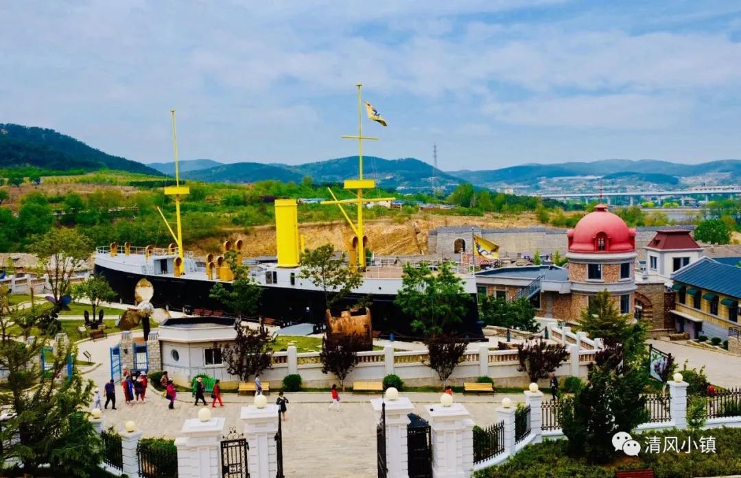 "现男友"李现在旅顺清风小镇拍过《法医秦明》!场景道具开放参观啦!