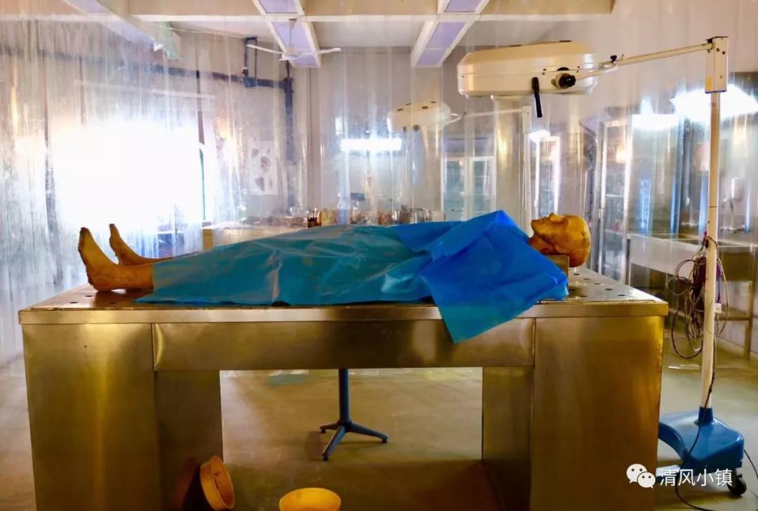 现男友李现在旅顺清风小镇拍过法医秦明场景道具开放参观啦