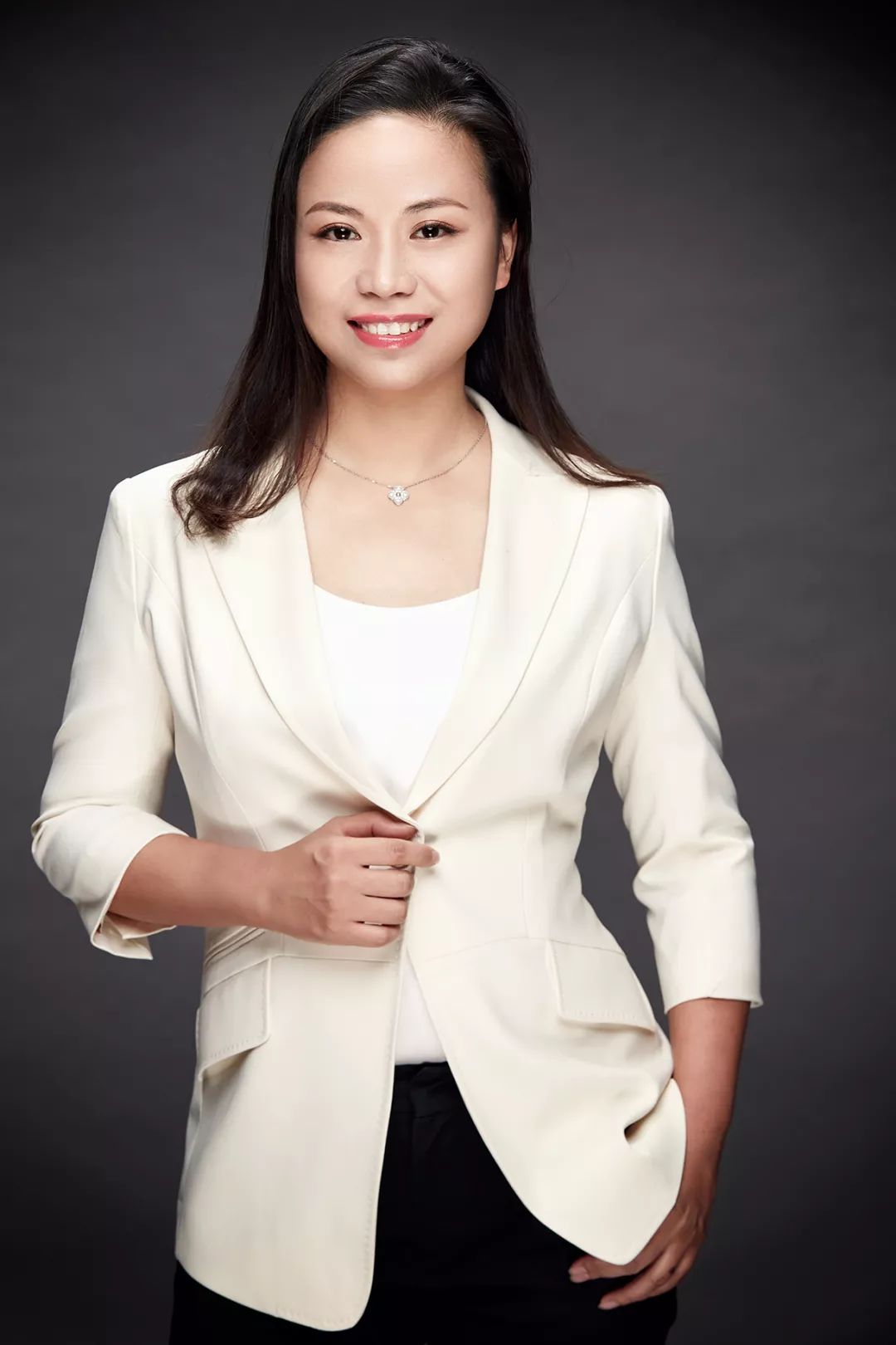 谢琴迈格森国际教育创始人北京师范大学硕士中科院博士在读前新东方