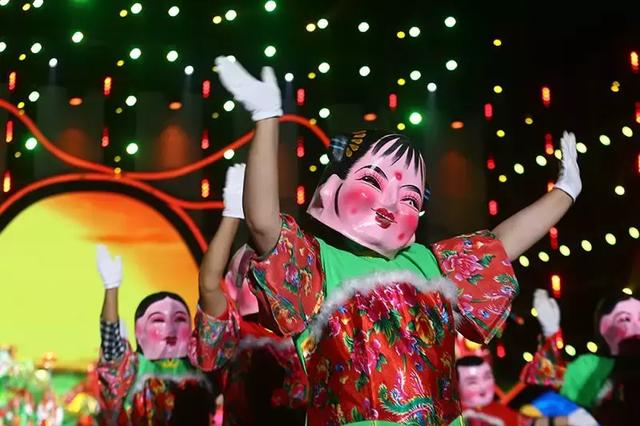 一座小县城一场文化节火爆这个夏天