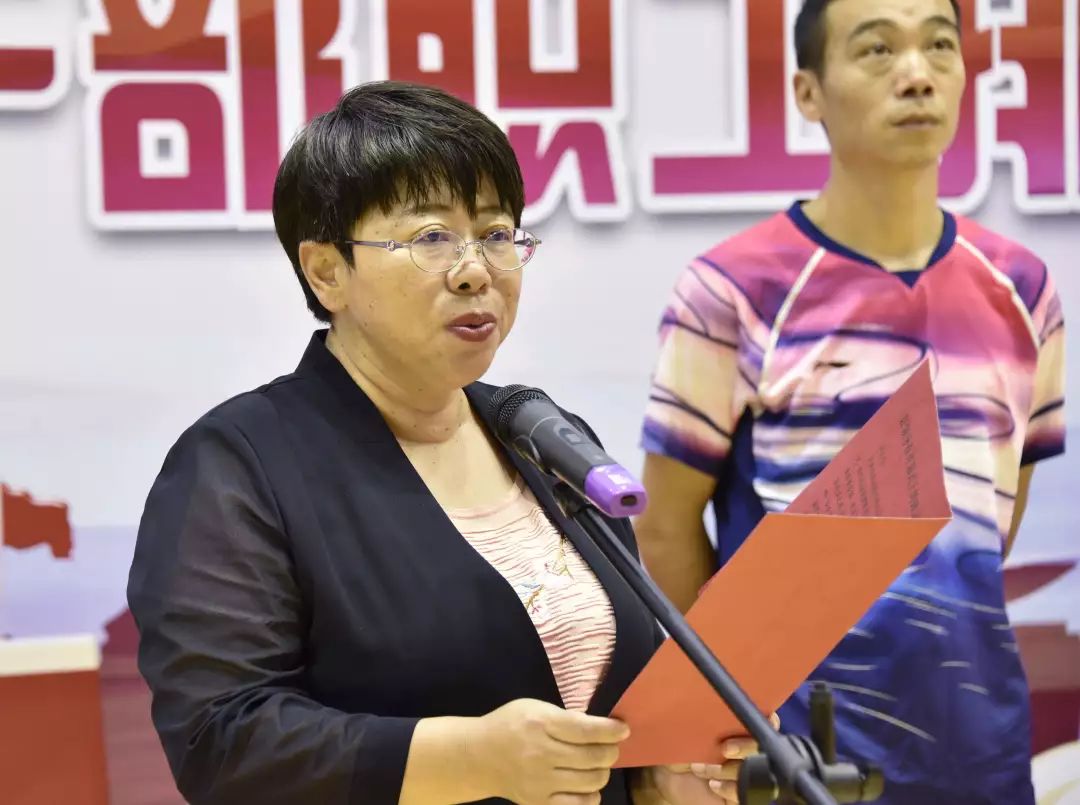 2019年辉南县机关,企事业干部职工排球羽毛球比赛开赛_孔令春